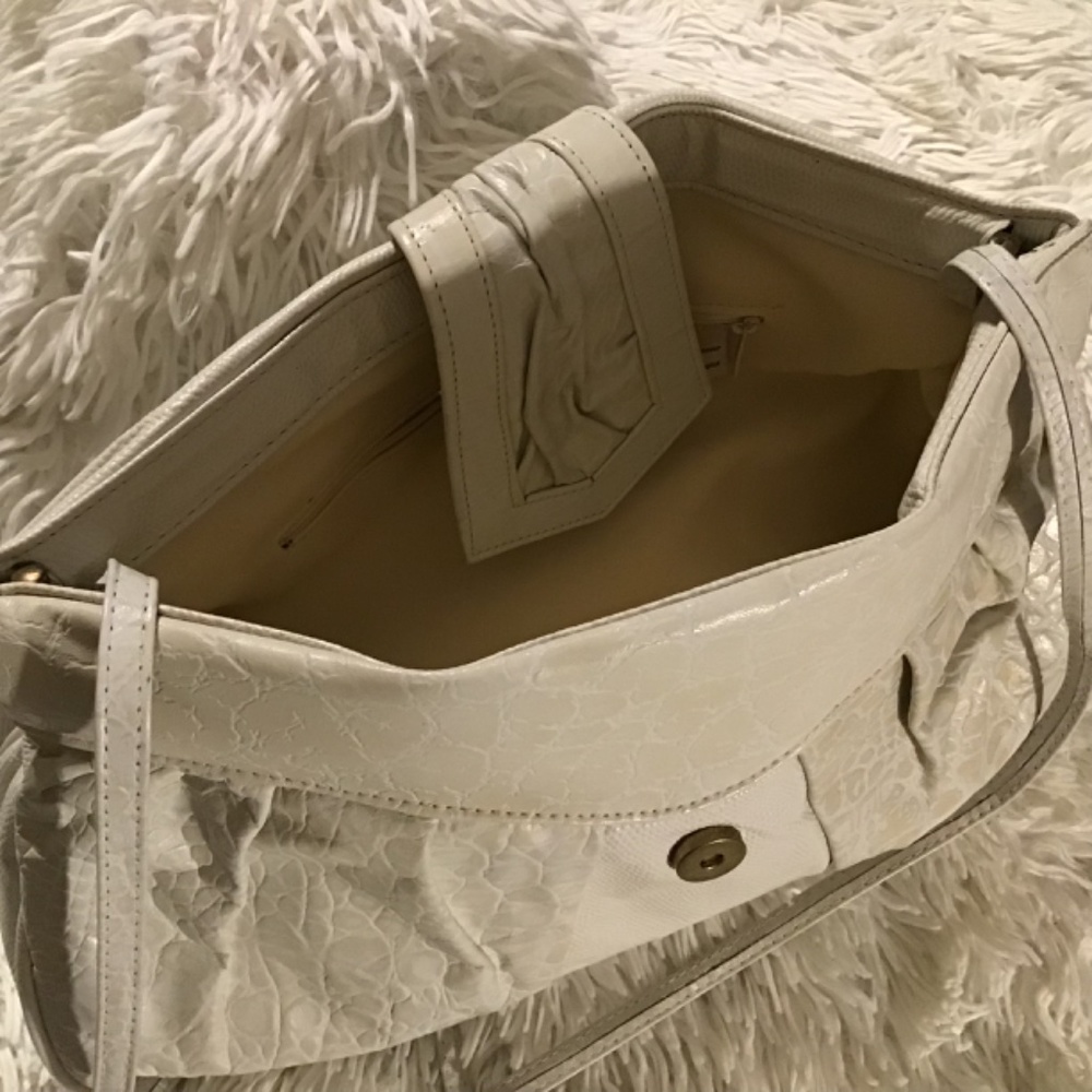 Fifth Avenue Handbag Vintage Cream Winter White - Picture 7 of 9